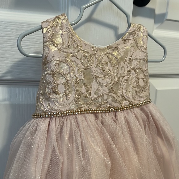 Little girls dress with shoes - Picture 2 of 8